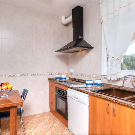 Будинок відпочинку Holiday Home Alzina